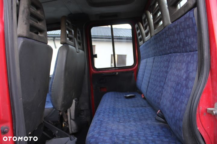 Iveco DAILY_BEZAWARYJNE_ZDROWE_BRYGADÓWKA_7-OSOBOWE DOKA DUBEL KABINA+ SKRZYNIA ŁADUNKOWA HAK_ZAREJESTROWANE_ - 15