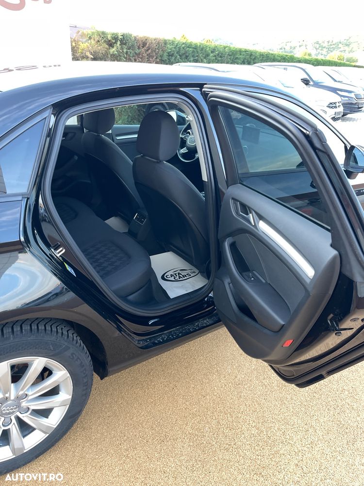 Audi A3 1.6 TDI (clean diesel) S tronic Ambiente - 26