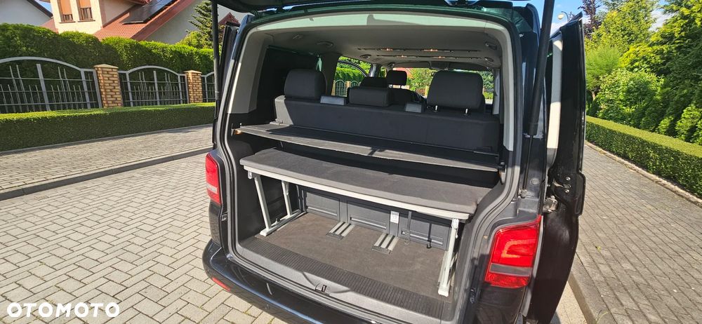 Volkswagen Multivan - 15