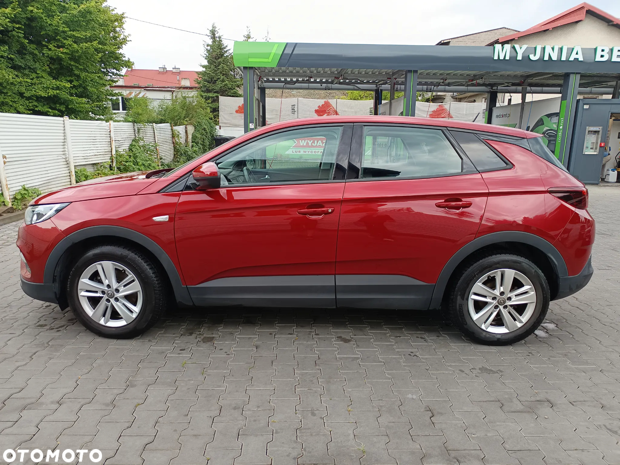 Opel Grandland X 1.2 T Enjoy S&S - 11