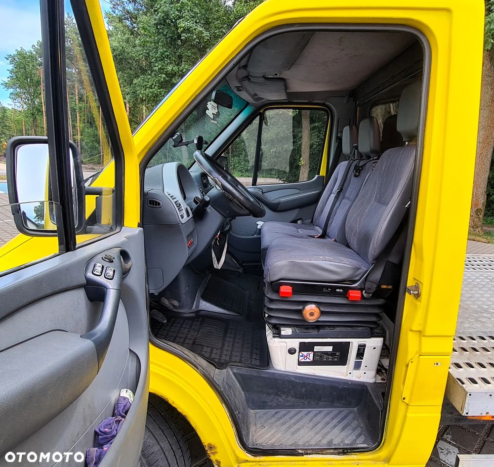 Mercedes-Benz SPRINTER - 14