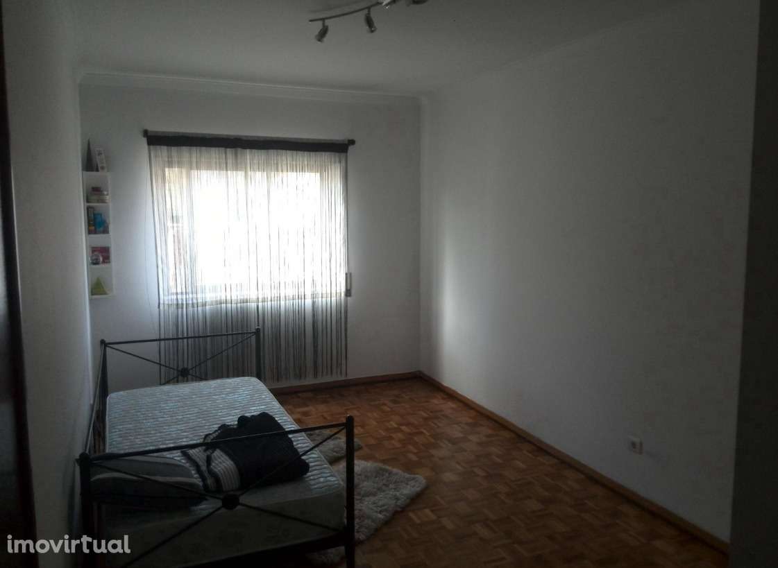 T2 Rua Dos Lírios, Algueirão - Mem Martins - Grande imagem: 4/6