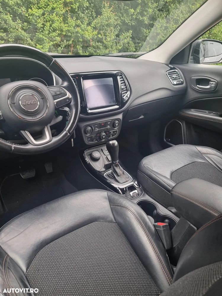 Jeep Compass 2.0 M-Jet 4x4 AT Longitude - 22