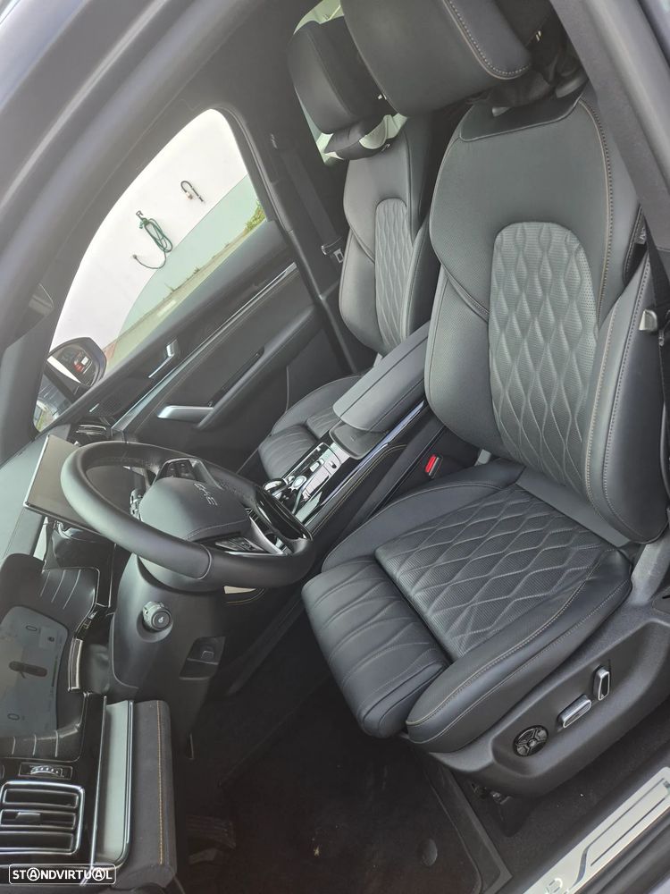 BYD Tang 108.8 kWh AWD Flagship - 11