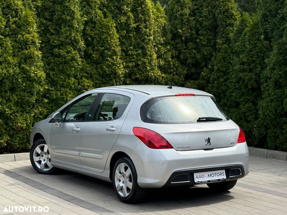 Peugeot 308 - 5