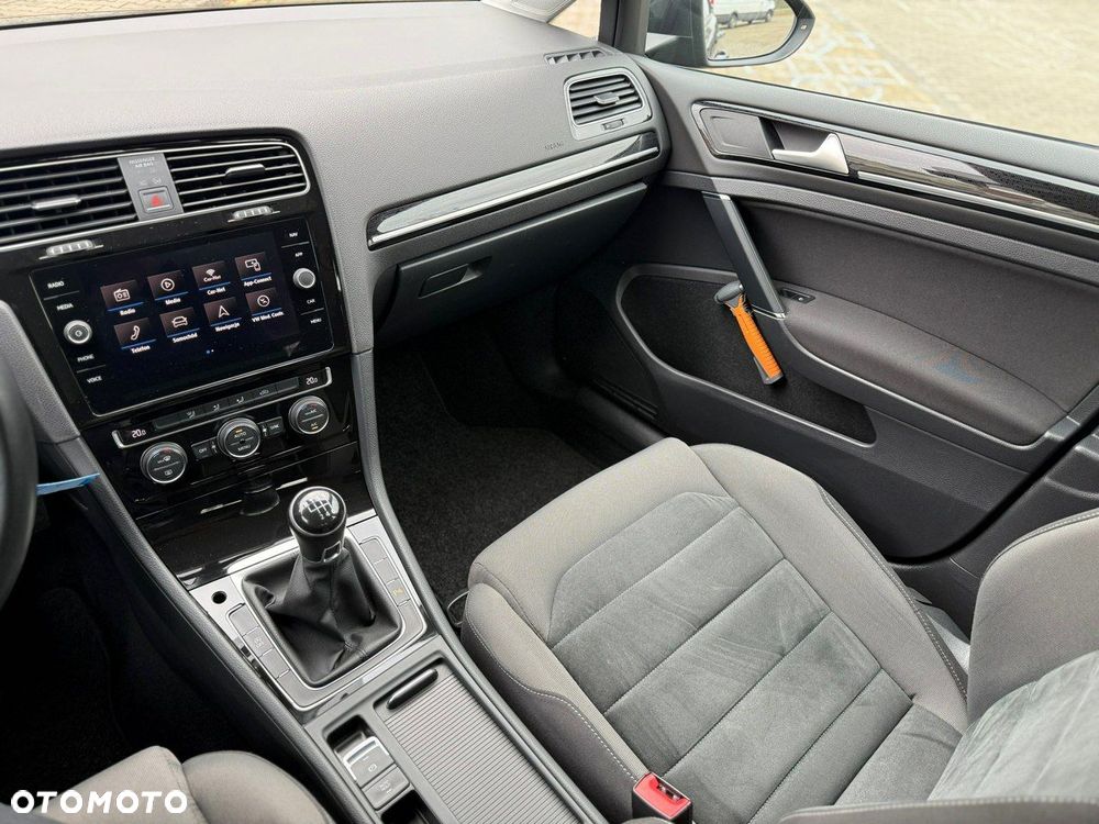 Volkswagen Golf 2.0 TDI (BlueMotion Technology) Highline - 18