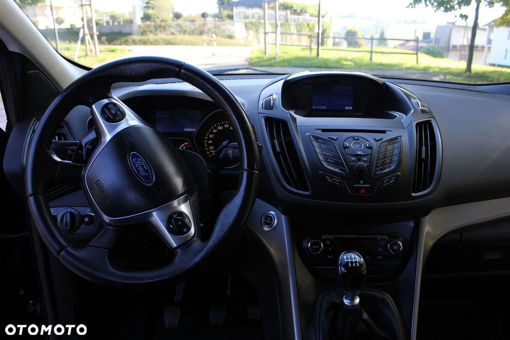 Ford Kuga - 21