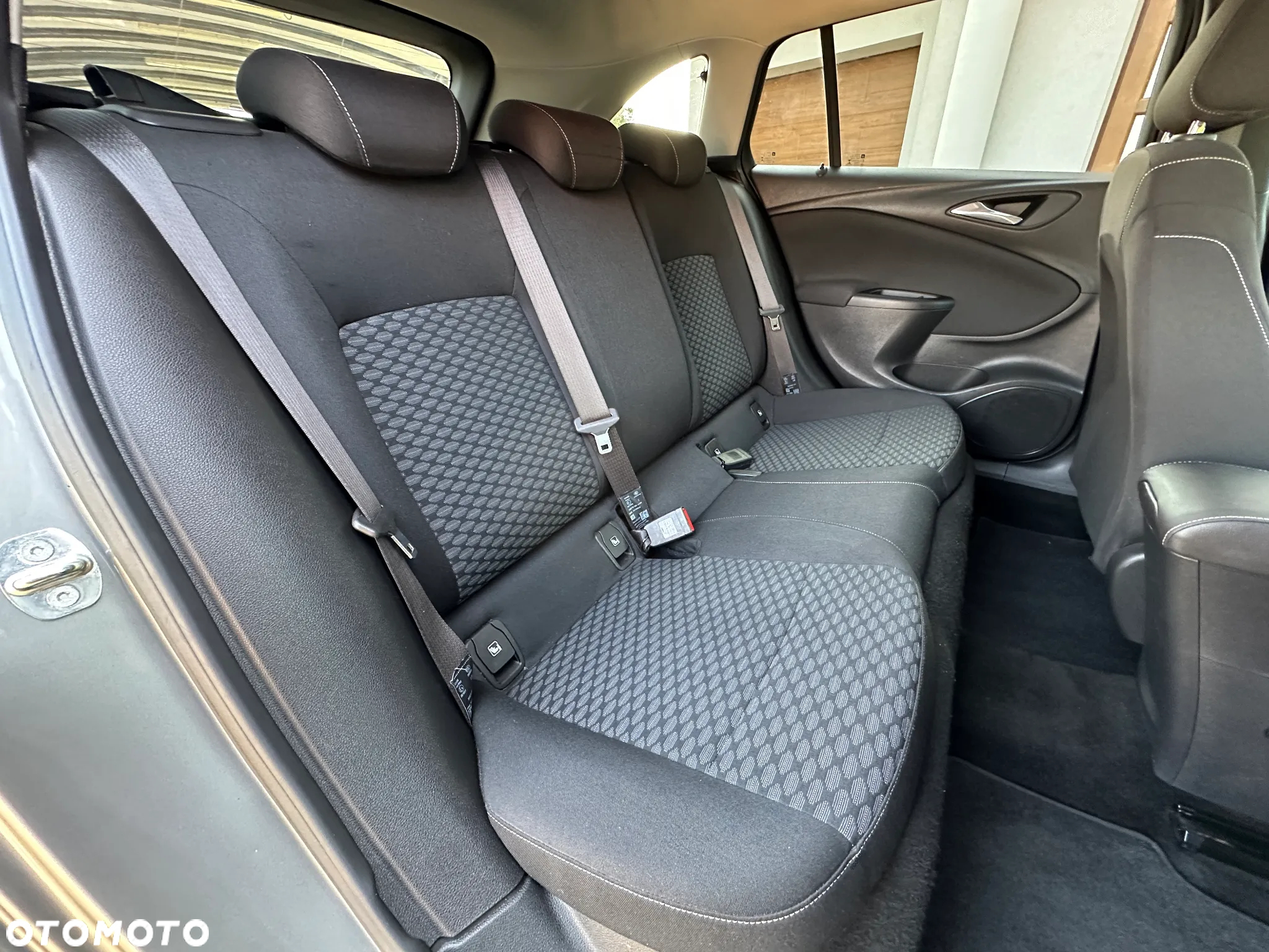 Opel Astra V 1.4 T Elite - 20