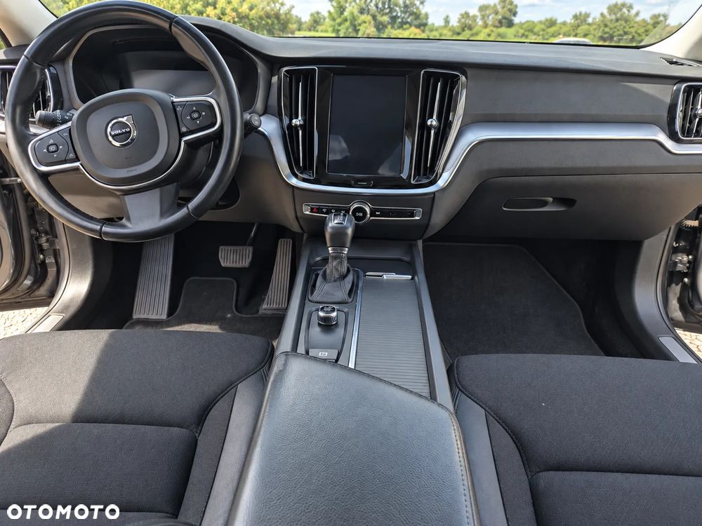 Volvo V60 D3 Momentum - 3