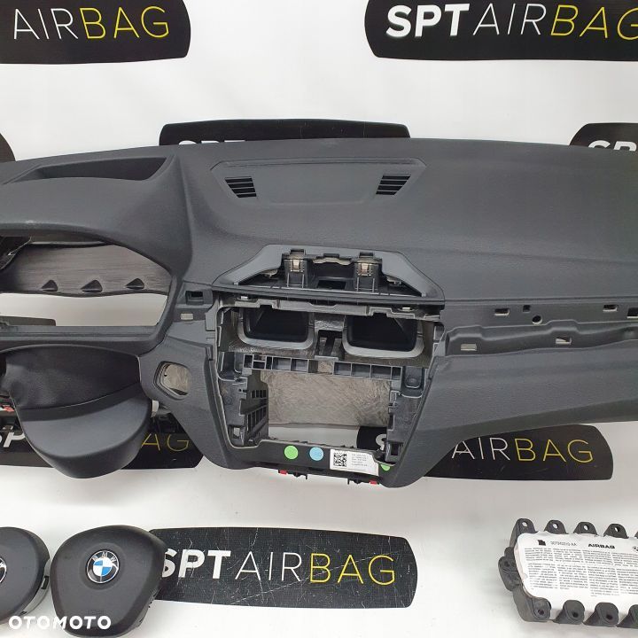 BMW X1 F48 DESKA ROZDZIELCZA KONSOLA KOKPIT PULPIT PODUSZKI AIRBAG AIR BAG PASY KIT SET - 3