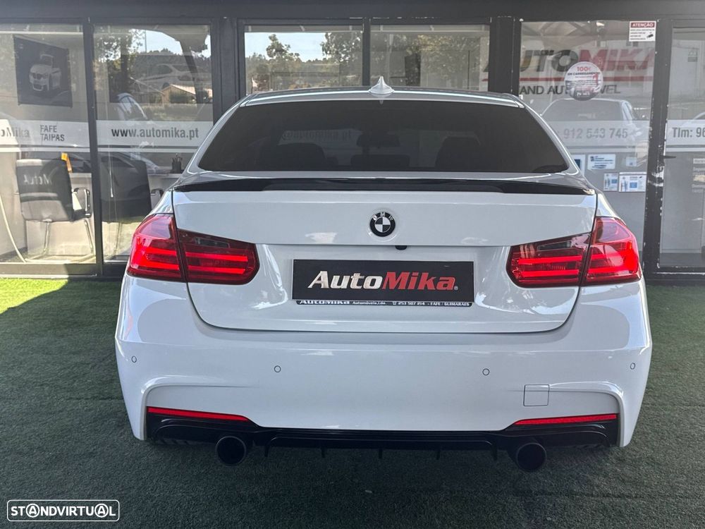 BMW 320 d EfficientDynamics Line Sport - 16