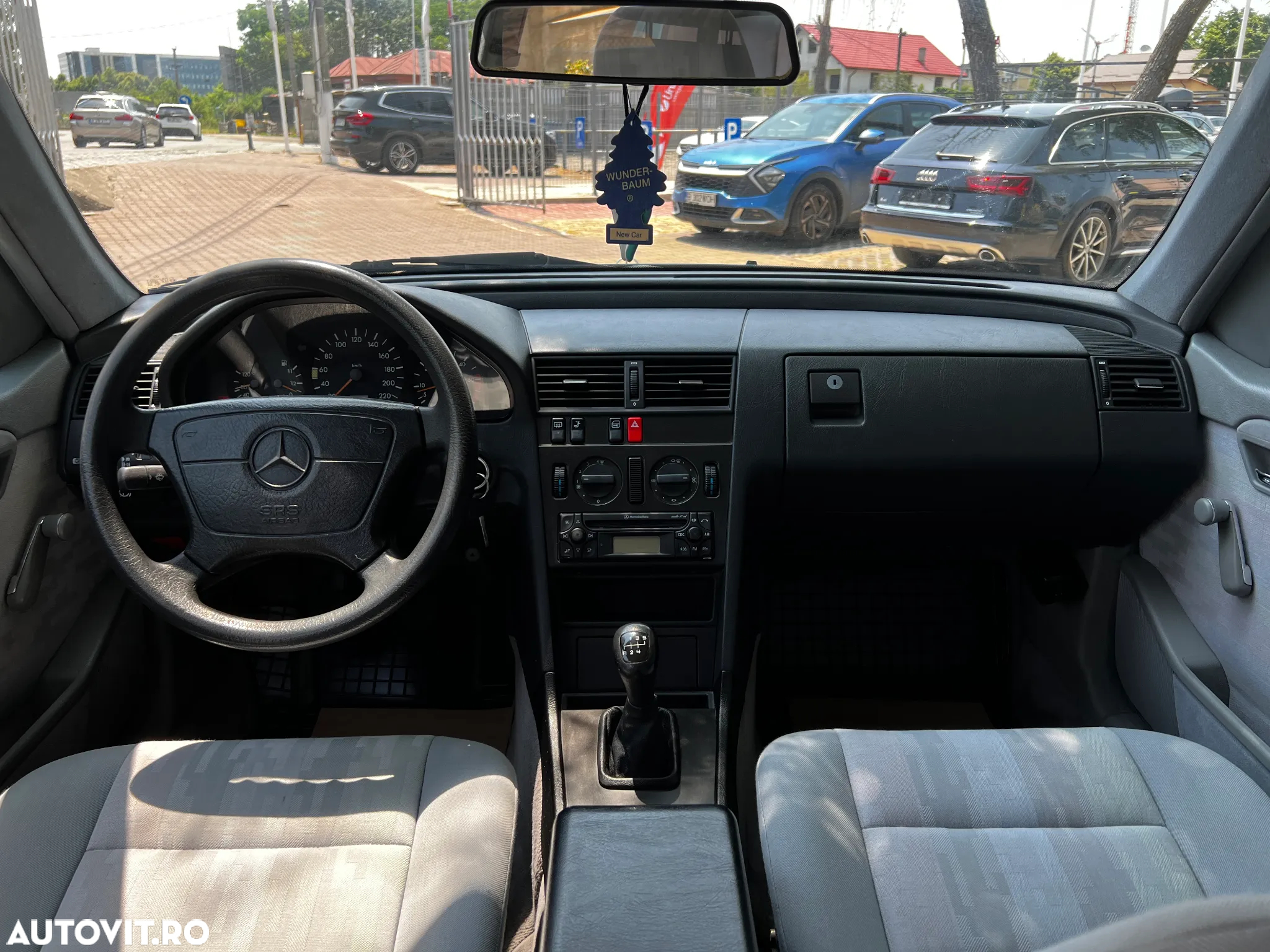 Mercedes-Benz C - 4