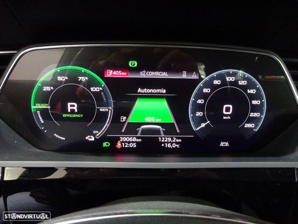 Audi Q8 e-Tron Sportback 55 quattro Advanced - 17