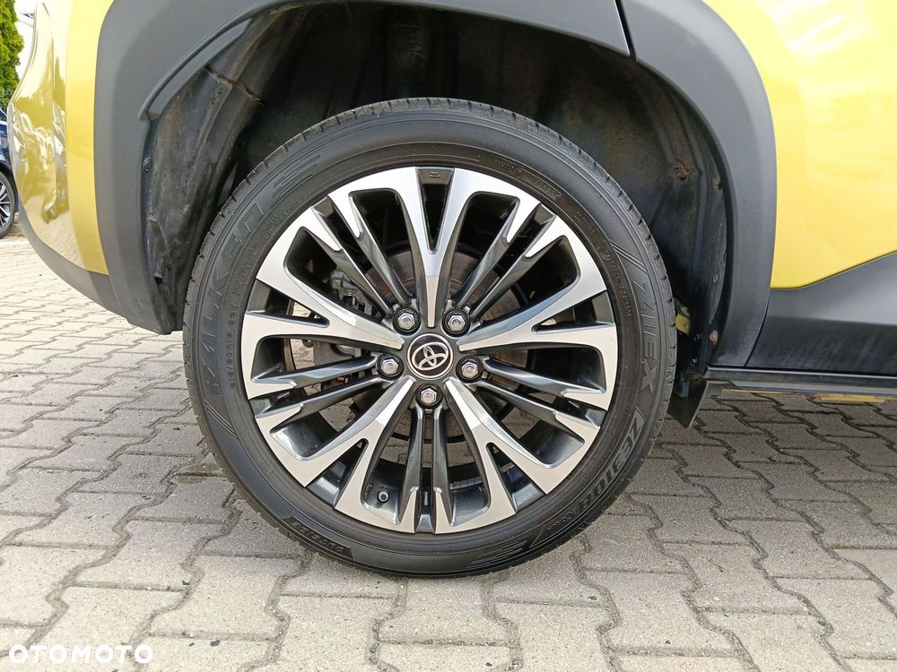 Toyota Yaris Cross - 18