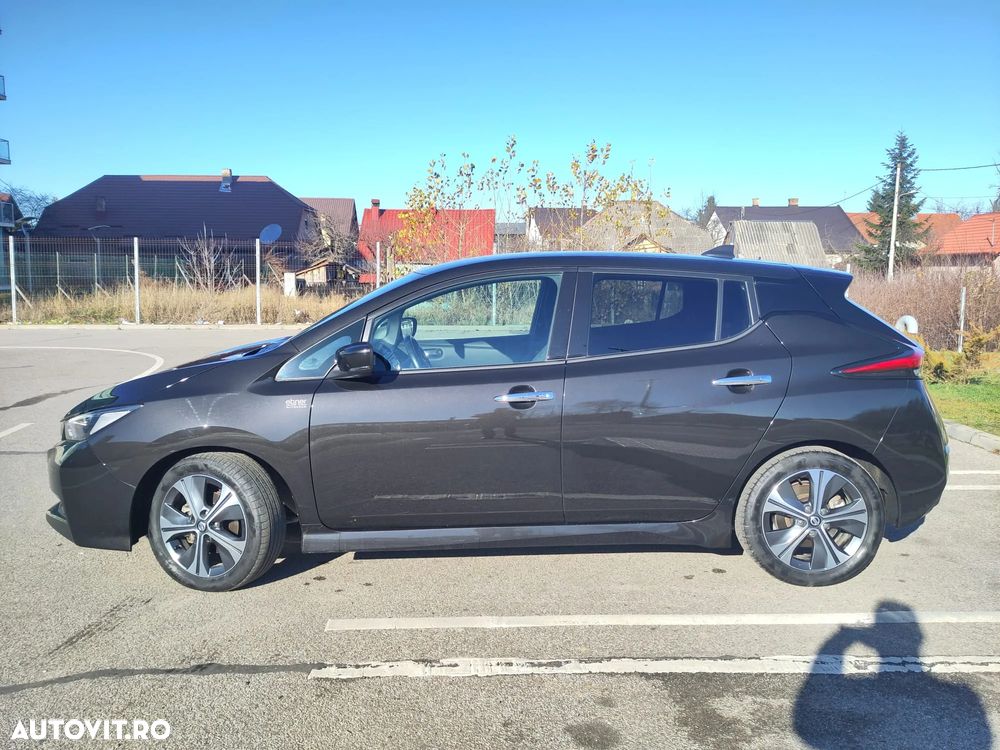 Nissan LEAF 40 kWh N-Connecta - 7