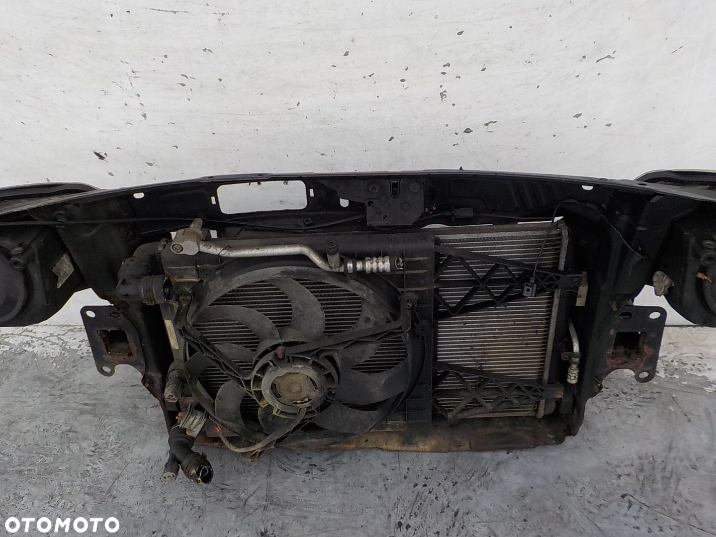 737 SKODA FABIA II ROOMSTER 1.2 1.4 BENZ PAS PRZEDNI BELKA CHŁODNICA - 4