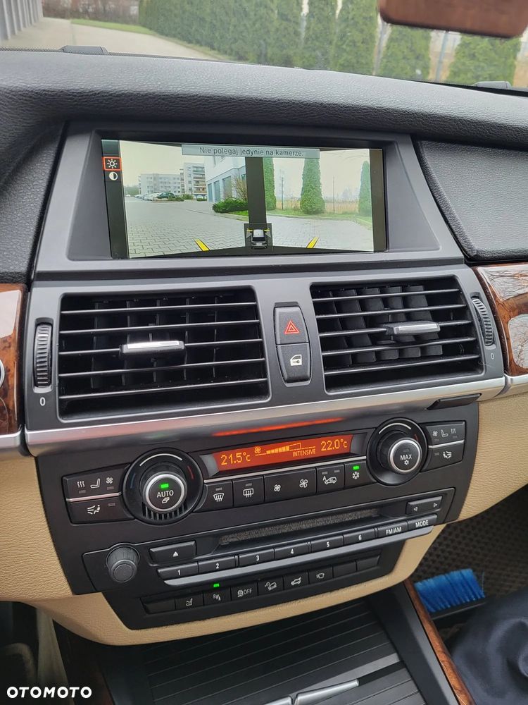 BMW X5 xDrive35i - 28