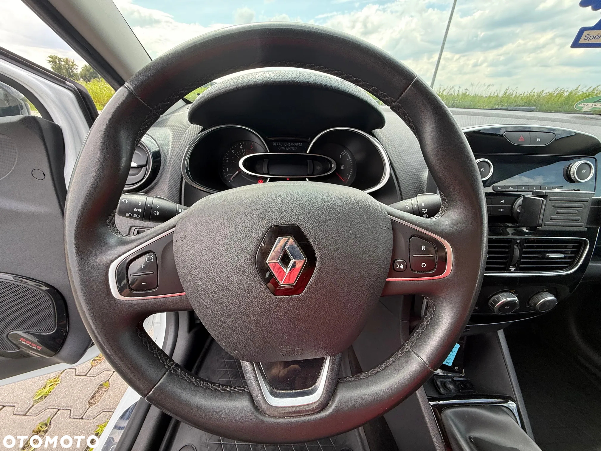 Renault Clio - 17