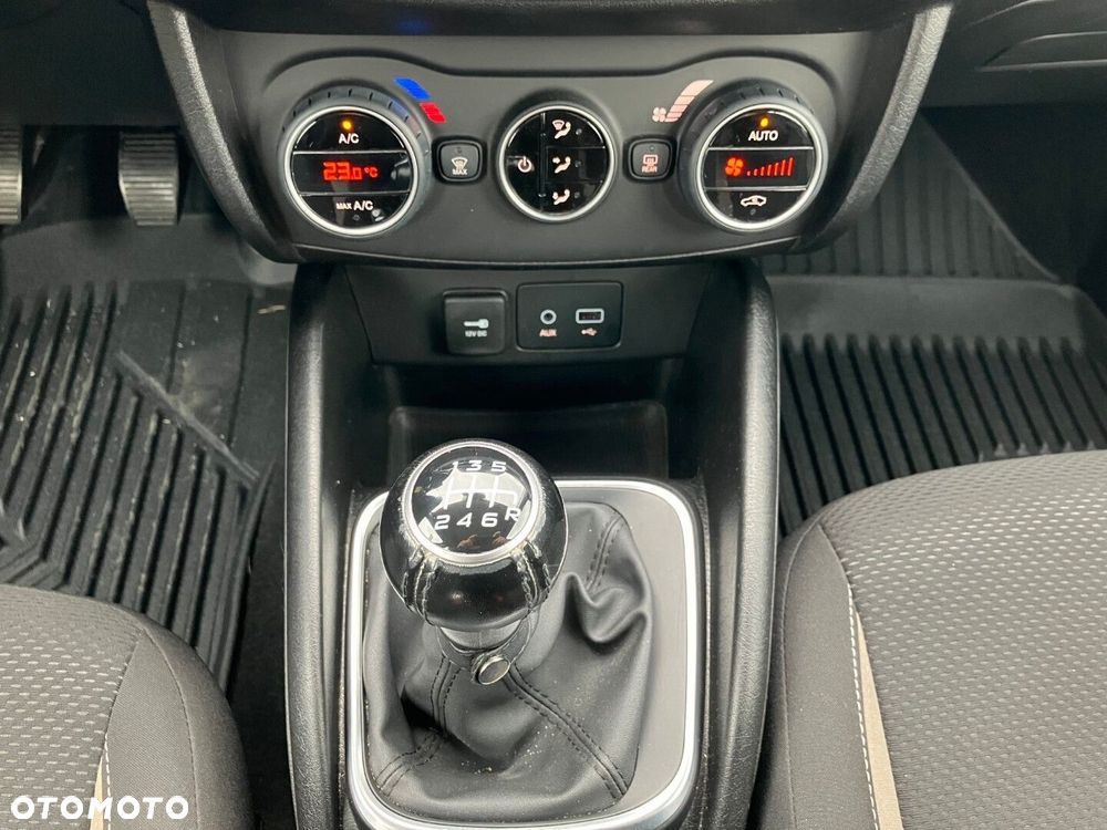 Fiat Tipo 1.4 16v Lounge EU6d - 16