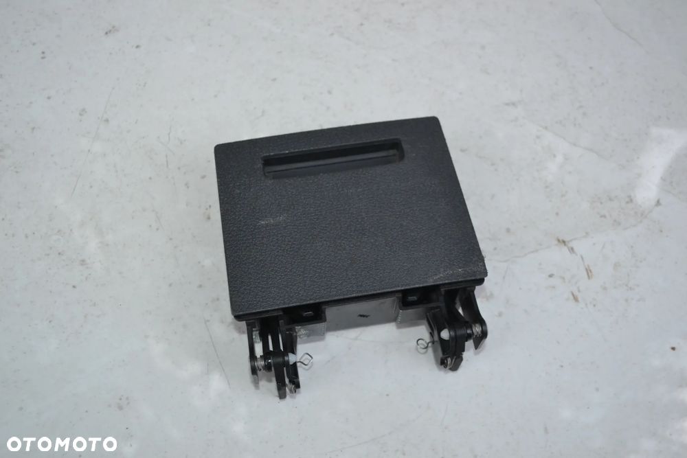 VW TOURAN CADDY UCHWYT KUBKA TYŁ TYLNY CUPHOLDER 1T0862533C - 2
