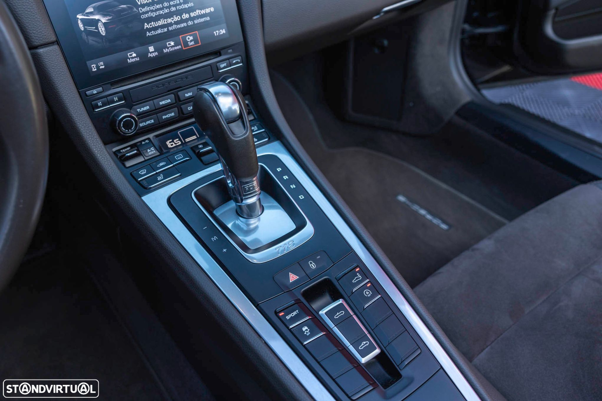 Porsche 718 Boxster PDK - 38