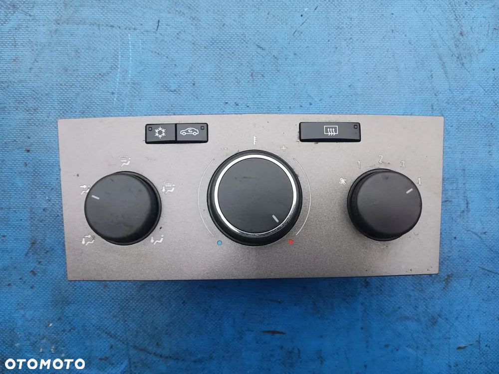 Panel nawiewu klimatyzacji Opel Astra H Zafira B regulacja temperatury ogrzewania nadmuchu - 1