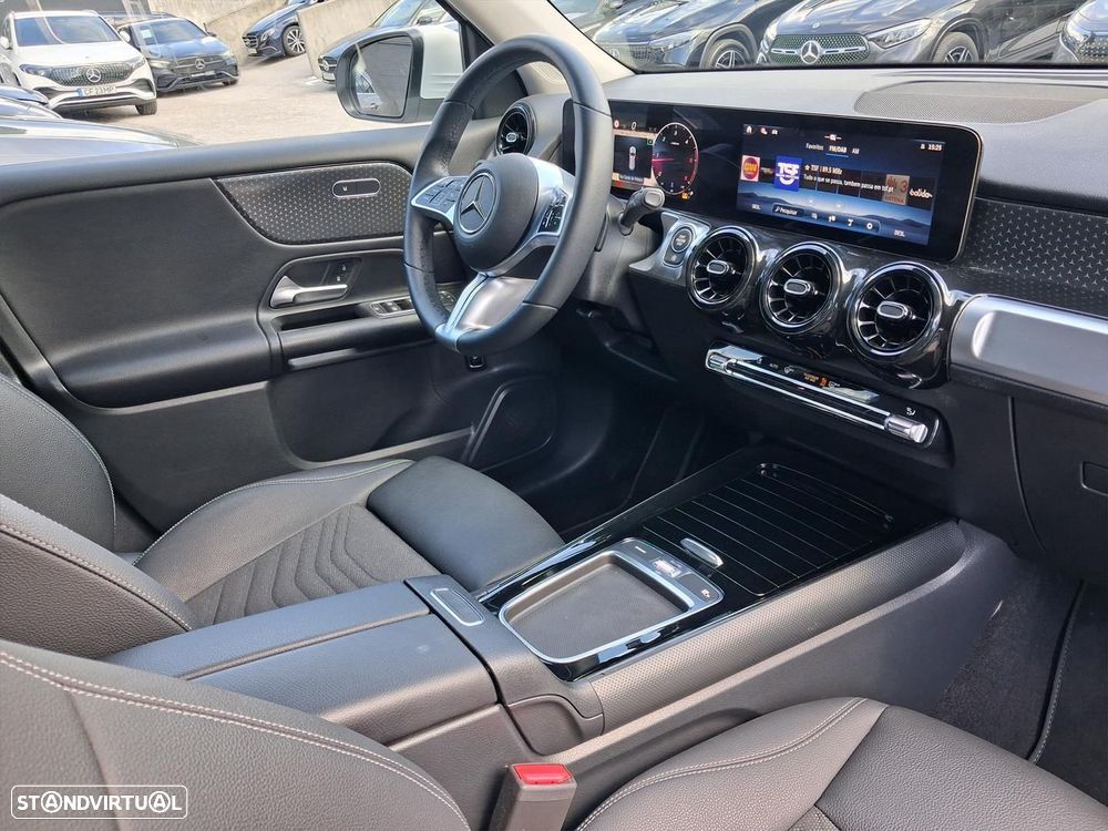 Mercedes-Benz GLB 180 d Progressive - 35