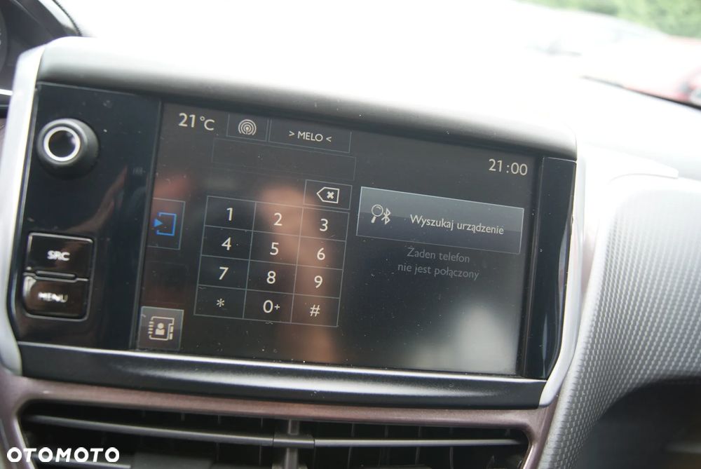 Peugeot 2008 1.2 Pure Tech Style - 26