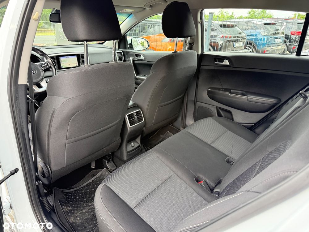 Kia Sportage 1.6 CRDI 2WD VISION - 9