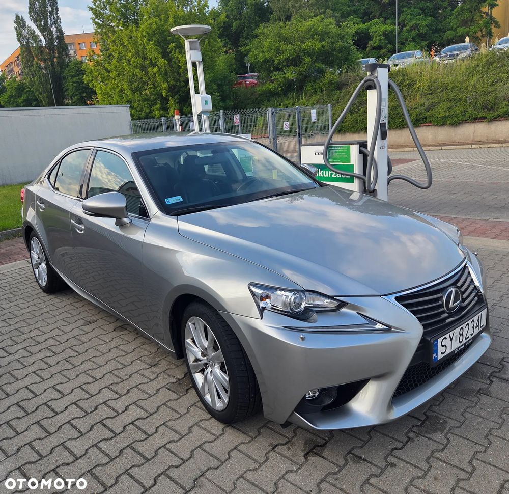 Lexus IS 200t Elegance - 2
