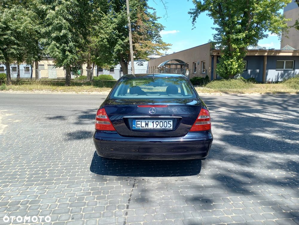 Mercedes-Benz Klasa E 200 Kompressor Automatik Classic - 5
