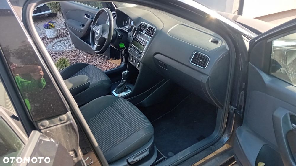 Volkswagen Polo 1.2 TSI Highline DSG - 11