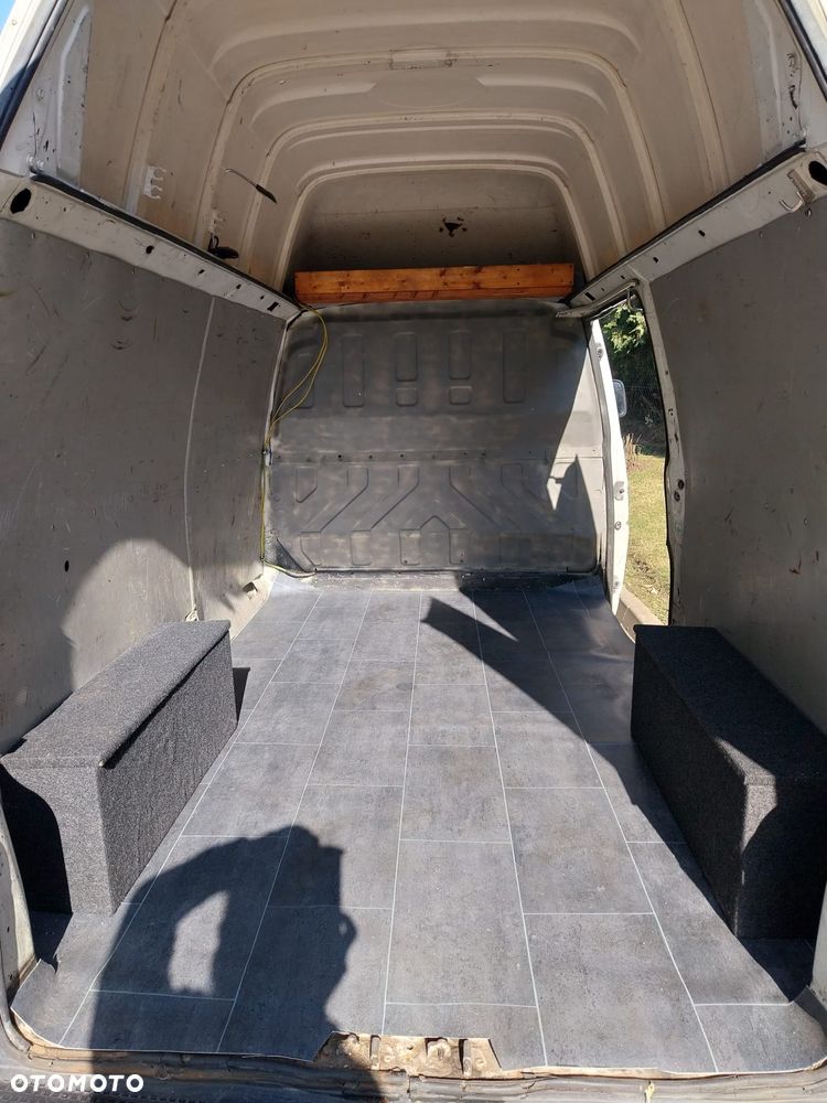 Volkswagen T4 MAXI L2H2 - 11