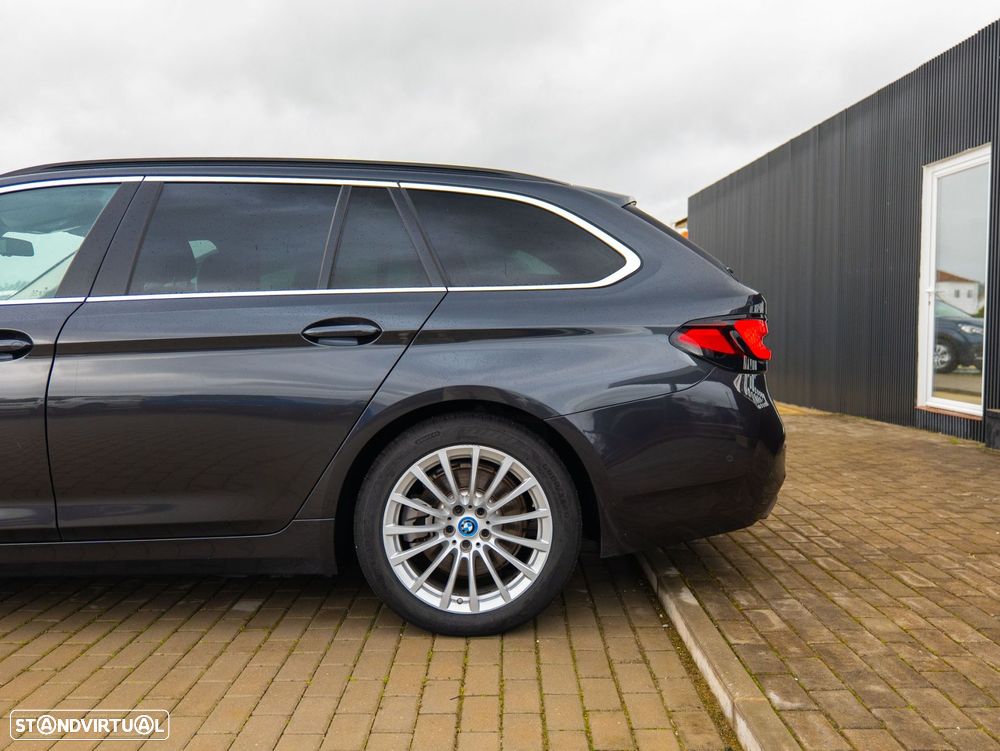 BMW 530 e - 4