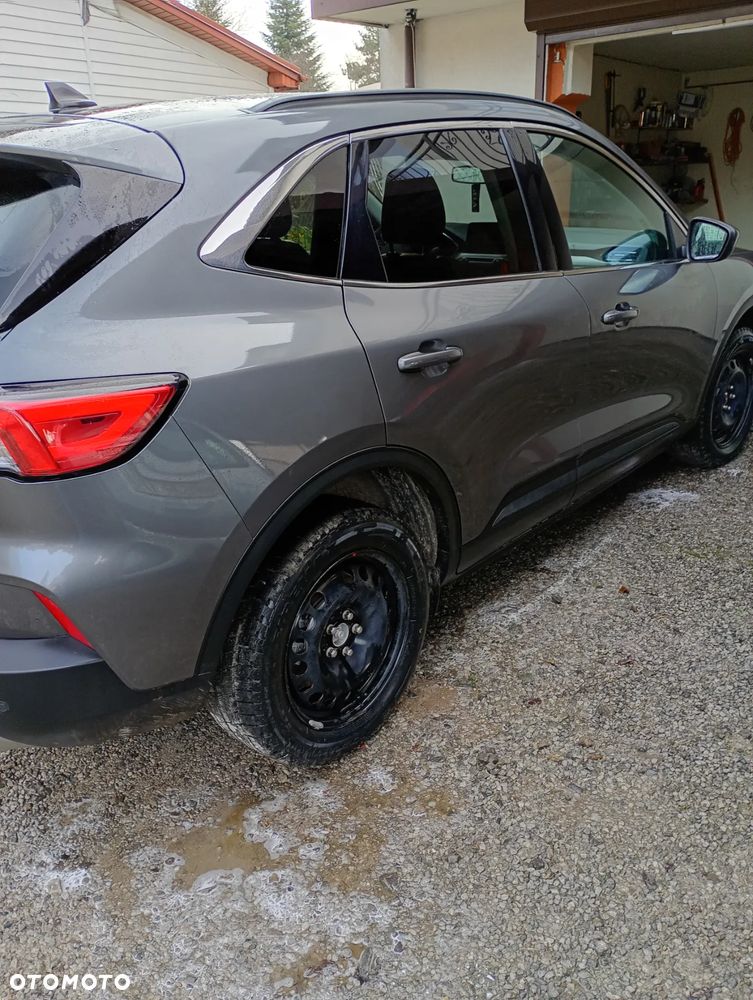 Ford Escape ver-2-0-ecoboost-awd-titanium - 5