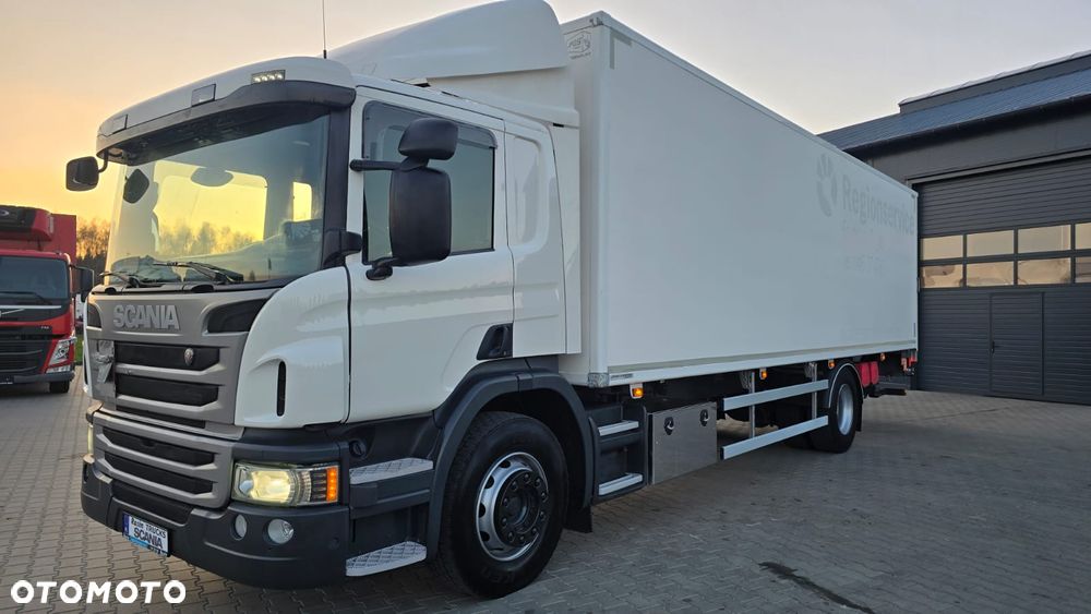Scania P320 Euro 6 21 palet kontener super stan niski przebieg! kurierka rama do zabudowy laweta - 11