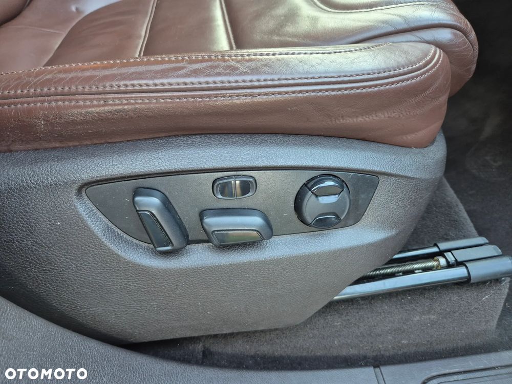 Volkswagen Touareg 3.0 V6 TDI Blue Motion DPF Automatik Exclusive - 22