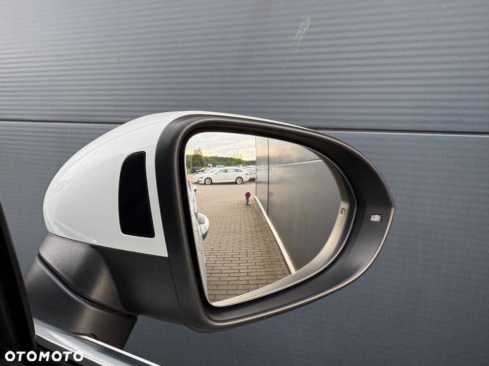 Volkswagen Passat 1.8 TSI BMT Highline DSG - 27