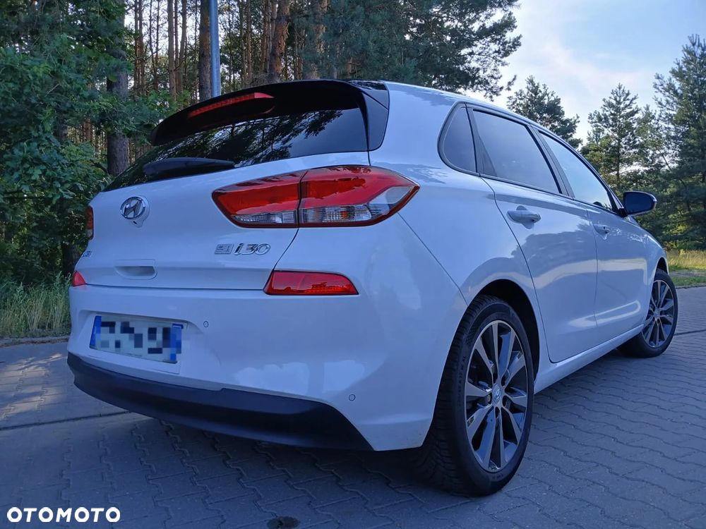 Hyundai i30 1.0 T-GDI Premium - 8