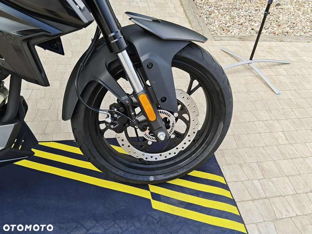 VOGE R125 - 12