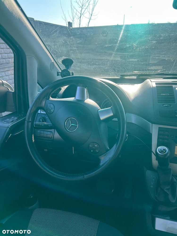 Mercedes-Benz Viano - 6