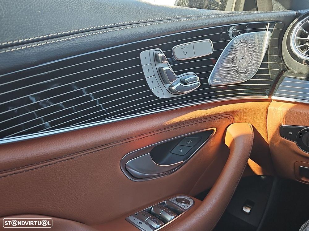 Mercedes-Benz CLS 300 d 4Matic AMG Line - 15