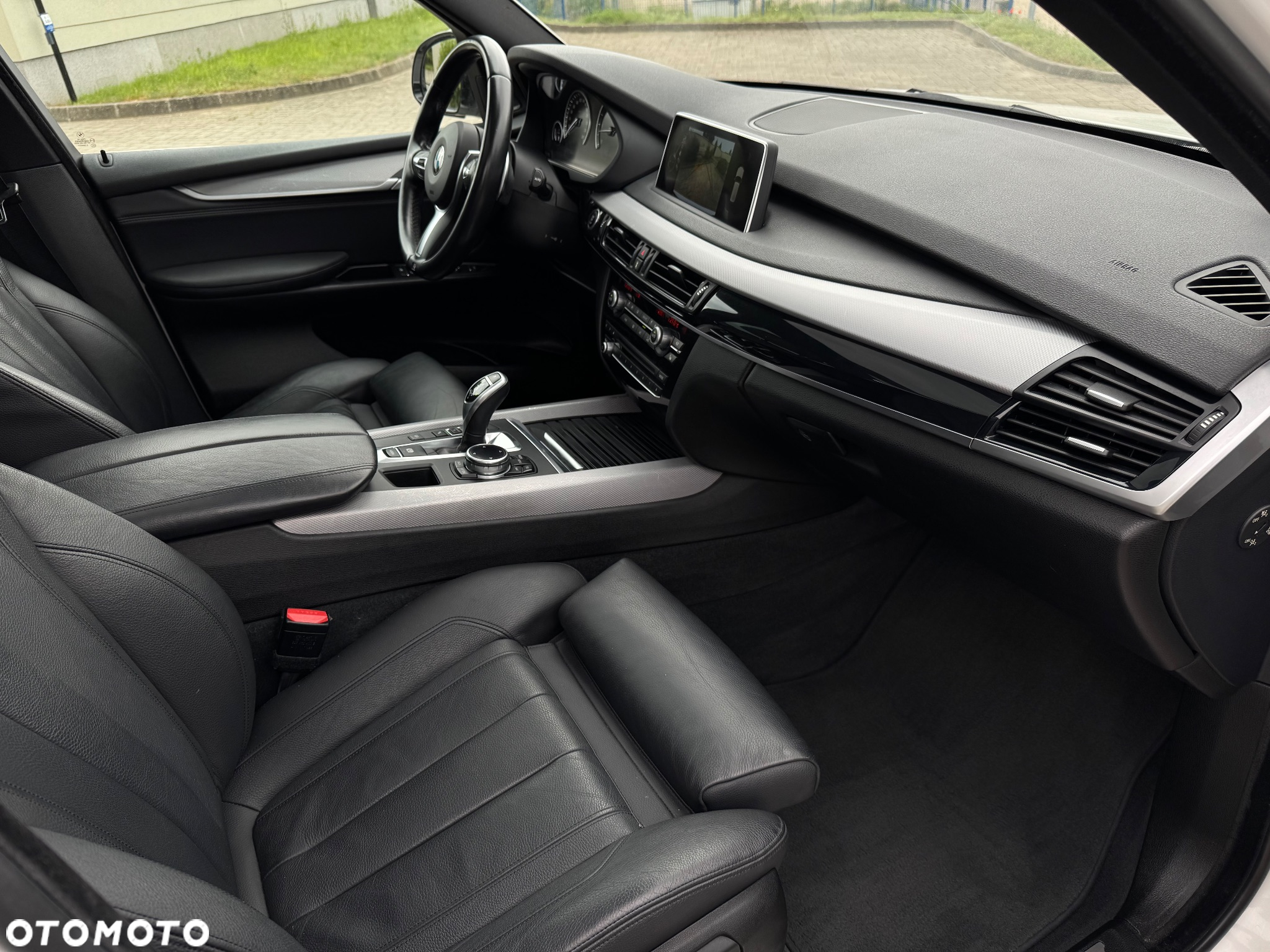 BMW X5 xDrive40d - 17