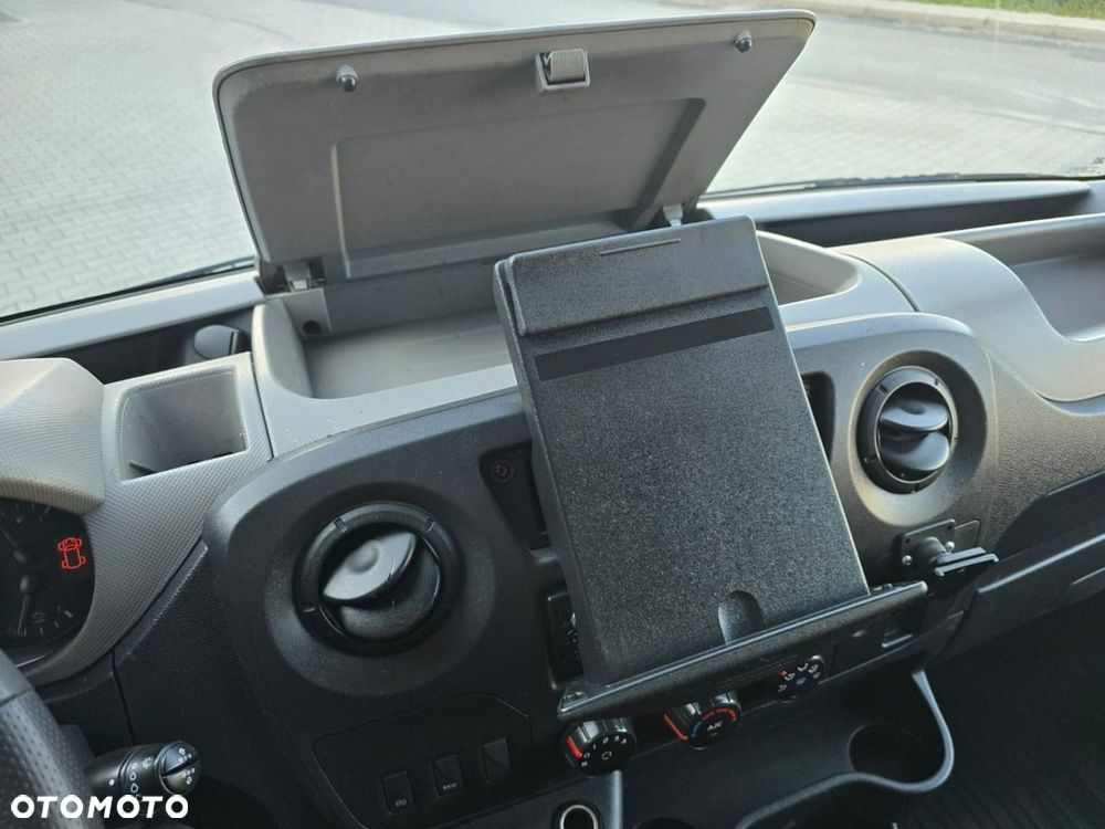 Renault Master - 10