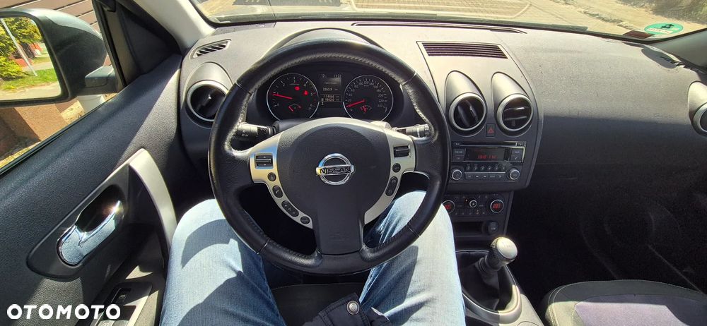 Nissan Qashqai 1.6 dCi DPF acenta - 17