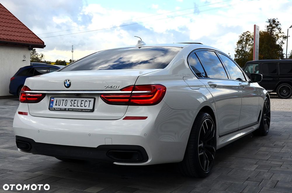 BMW Seria 7 740Li - 19