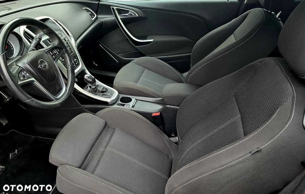 Opel Astra 1.6 Turbo Innovation - 18