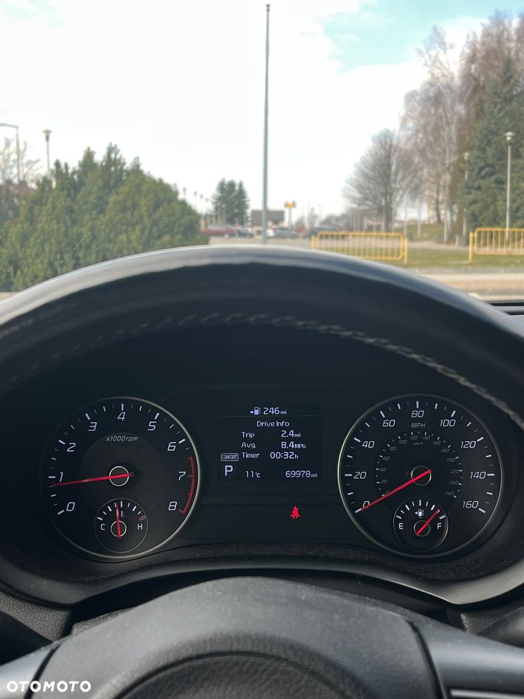 Kia Stinger 2.0 T-GDI GT Line - 9