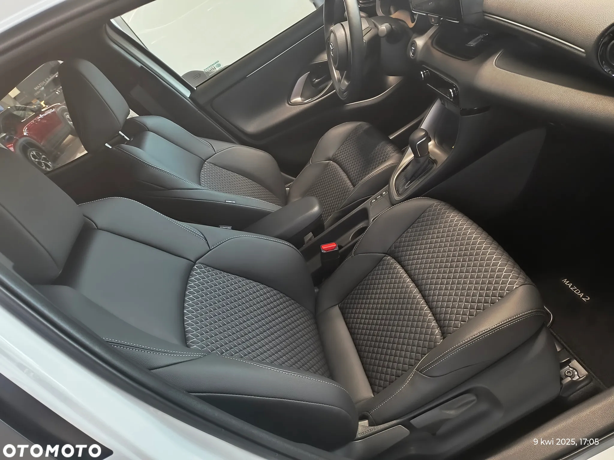 Mazda 2 - 6