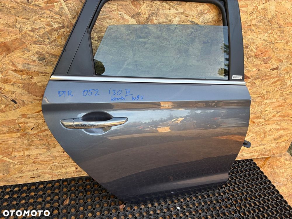 HYUNDAI I30 MK3 III LIFT KOMBI kod lak. W8U DRZWI TYŁ TYLNIE  PRAWE PRAWY - 6